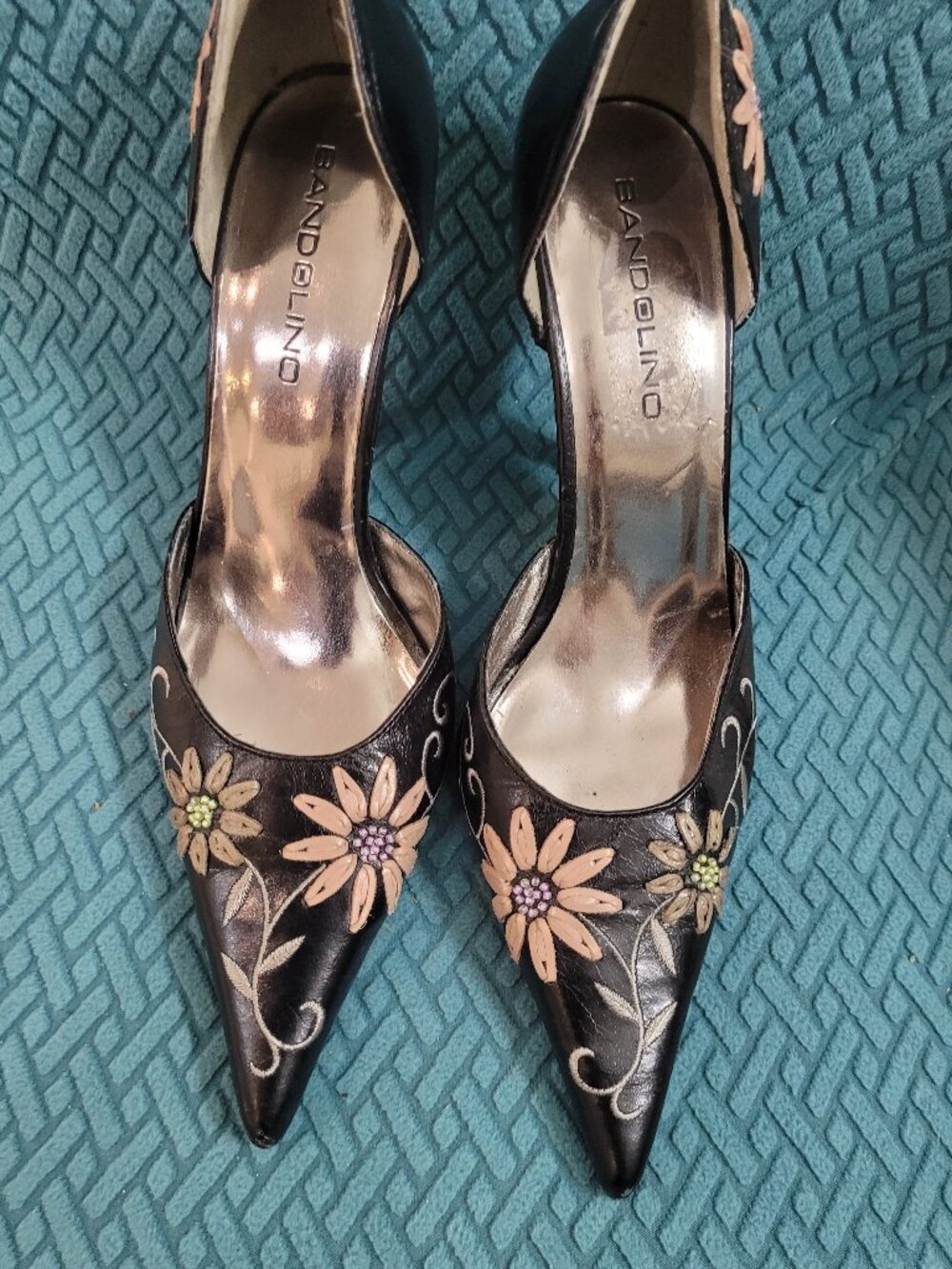 Bandolino Heels with 3D Floral Design 8.5